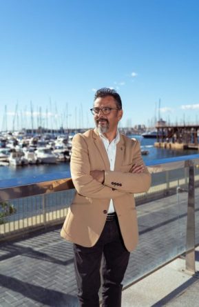 Carmona defiende que es «el momento» del cambio en Torrevieja ante un Dolón «nervioso e irritable» y un gobierno local en «jauja»