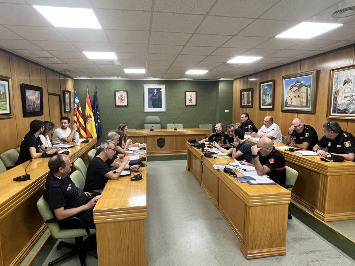 Cerca de 100 efectivos policiales garantizarán la seguridad en las Fiestas Patronales de Petrer