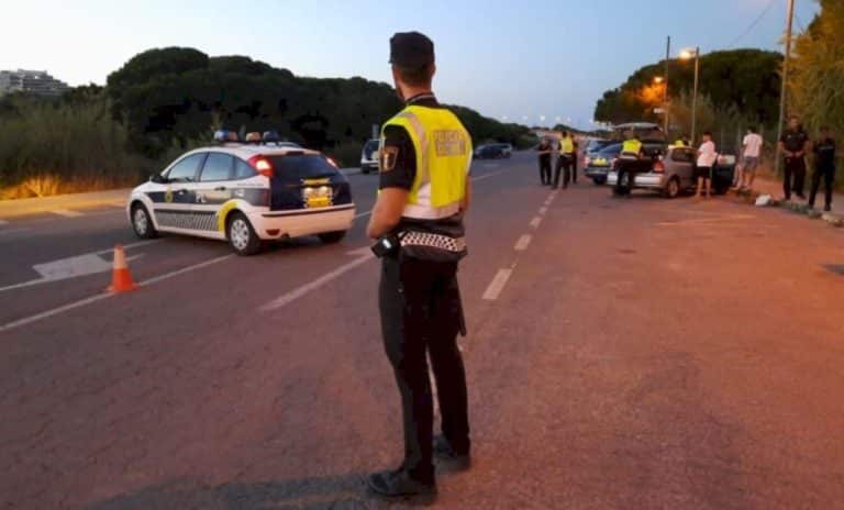 Detenido en Elche por Agredir a su Novio y Retenerlo en la Vivienda