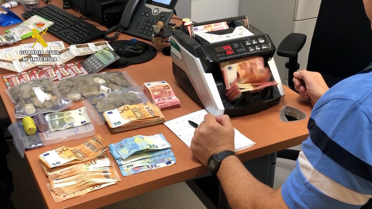 Detenido por atracar un banco a punta de pistola en un pueblo de Toledo
