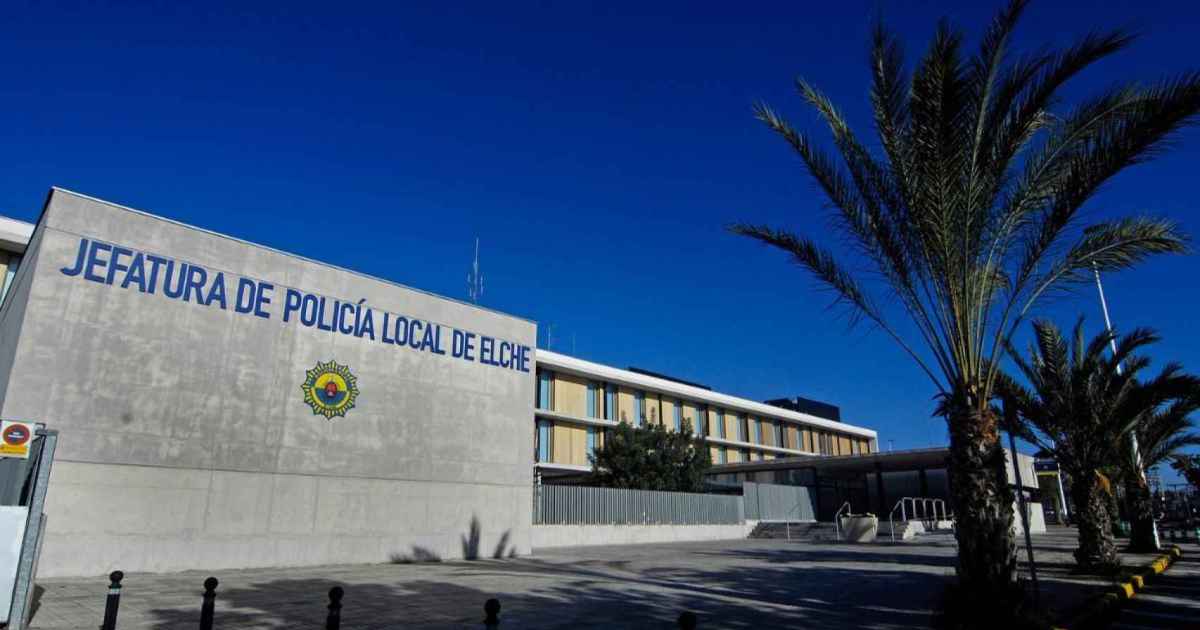 Detenido en Elche por agredir a su padre en presencia de la Policía