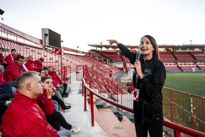 Emociones a flor de piel en Tarragona durante la inauguración de la temporada 202324 de LALIGA GENUINE