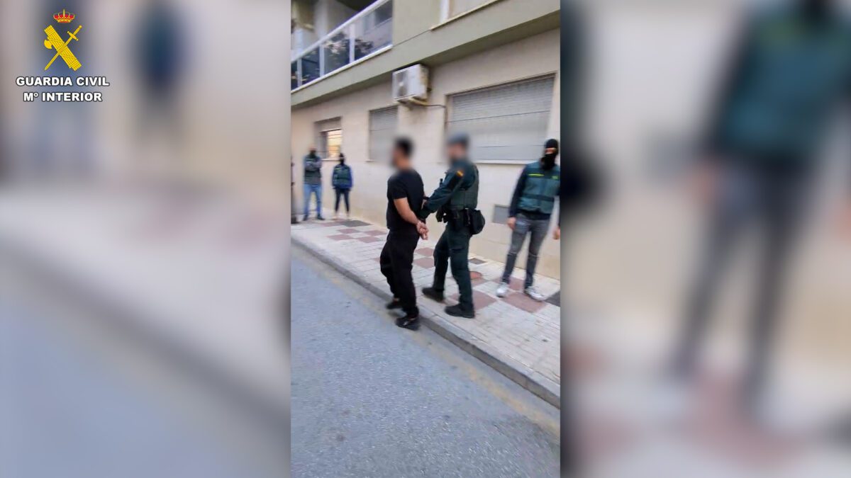La Guardia Civil detiene en Estepona (Málaga) a dos hermanos presuntamente vinculados a DAESH
