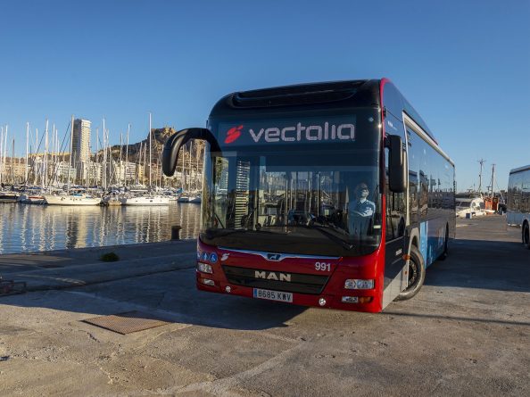 Aumento del 30% en el uso del autobús en Alicante: Un hito para la movilidad urbana