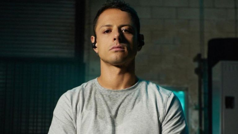 Chicharito se Reinventa en Twitch: Del Campo a la Pantalla como ‘ChichaGod