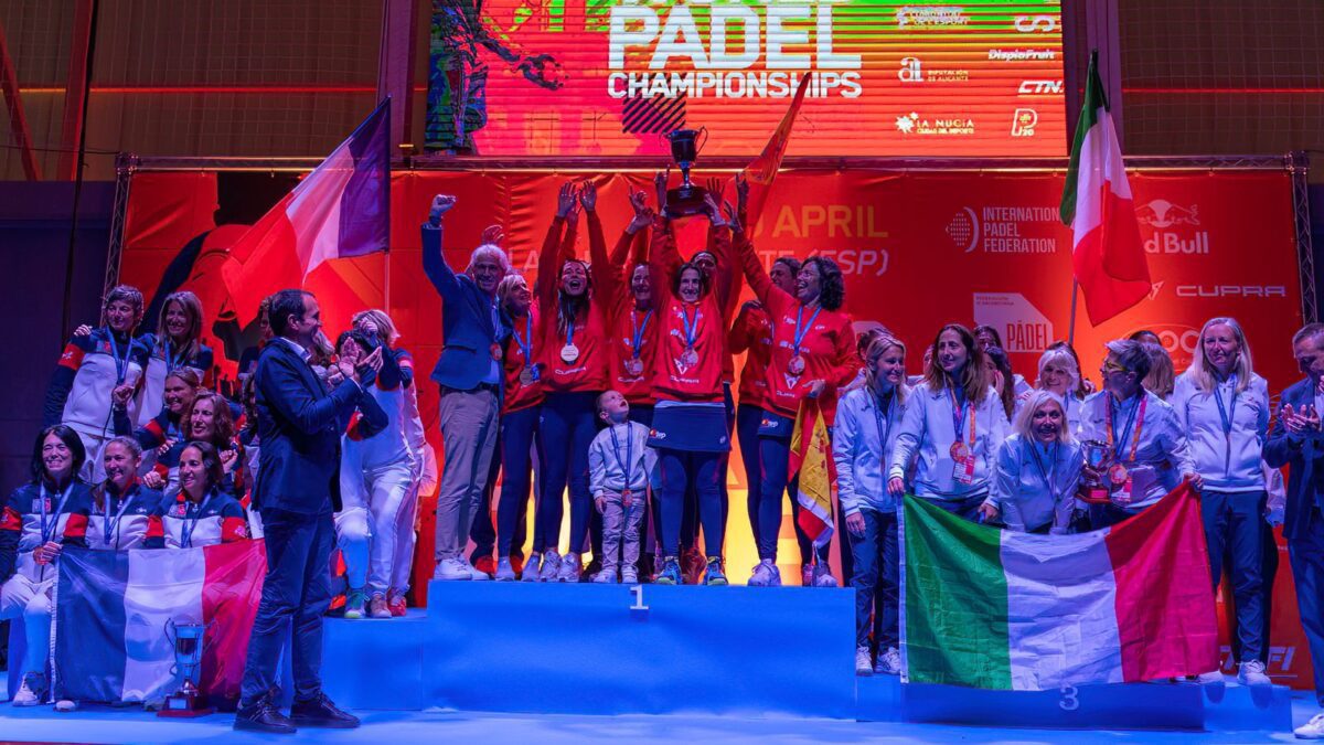 Argentina reescribe la historia entre los hombres, España triunfa en el femenino. Carraro:
