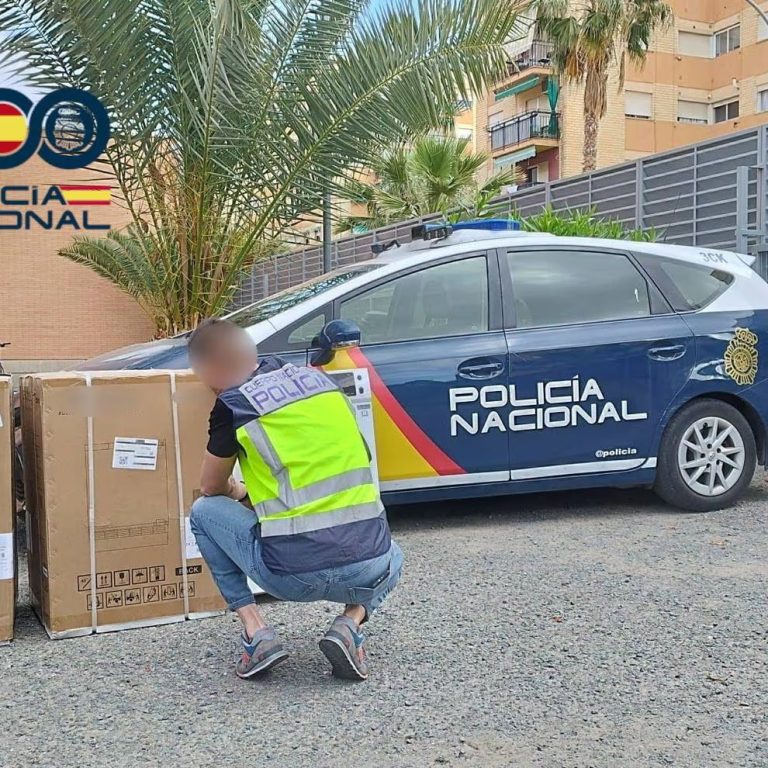 Alicante: Un trabajador de la construcción en Alicante facilita el robo de electrodomésticos en las viviendas donde trabajaba