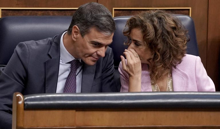 La Financiación Singular de Cataluña Abre un Cisma Entre los Socios y Barones del PSOE con Pedro Sánchez