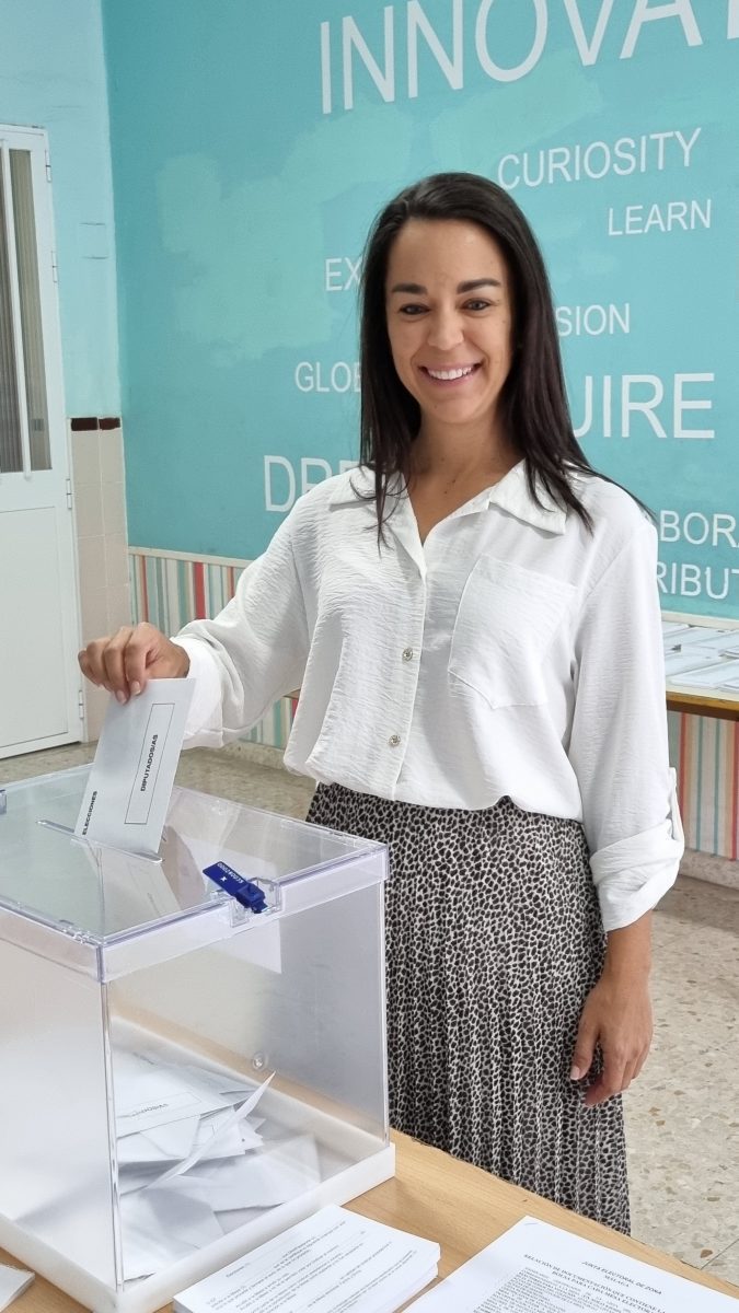 PACMA denuncia sus papeletas rotas, escondidas o ausentes en varios colegios de toda España
