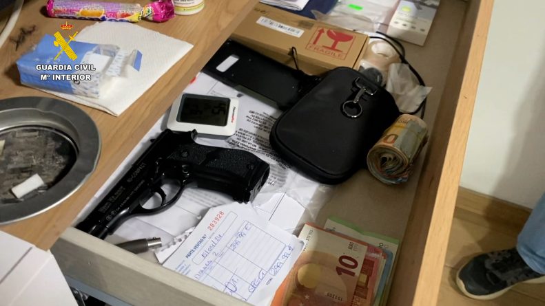 Viviendas estaban conectadas entre sí por un túnel