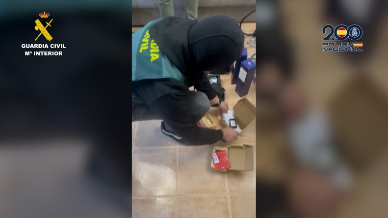 Desarticulada una organización criminal especializada en robos con fuerza de camiones y naves industriales