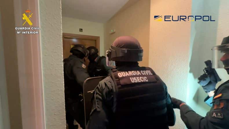 Detenidas 10 personas que sustraían vehículos en países europeos y los trasladaban a España para matricularlos con documentación falsa