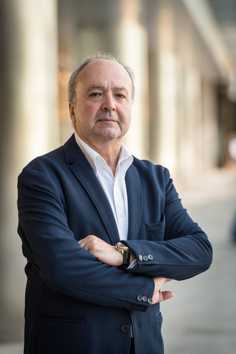 Buckingham Palace valora de “amplio alcance” el Plan de Crisis creado por el experto español de comunicación en sanidad Julio García Gómez para la Familia Real Británica