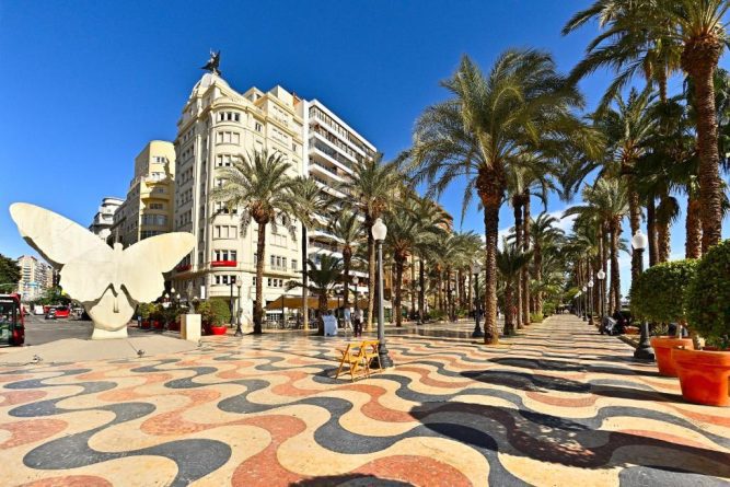 La Rambla en Alicante: Vivir Aquí es un Lujo