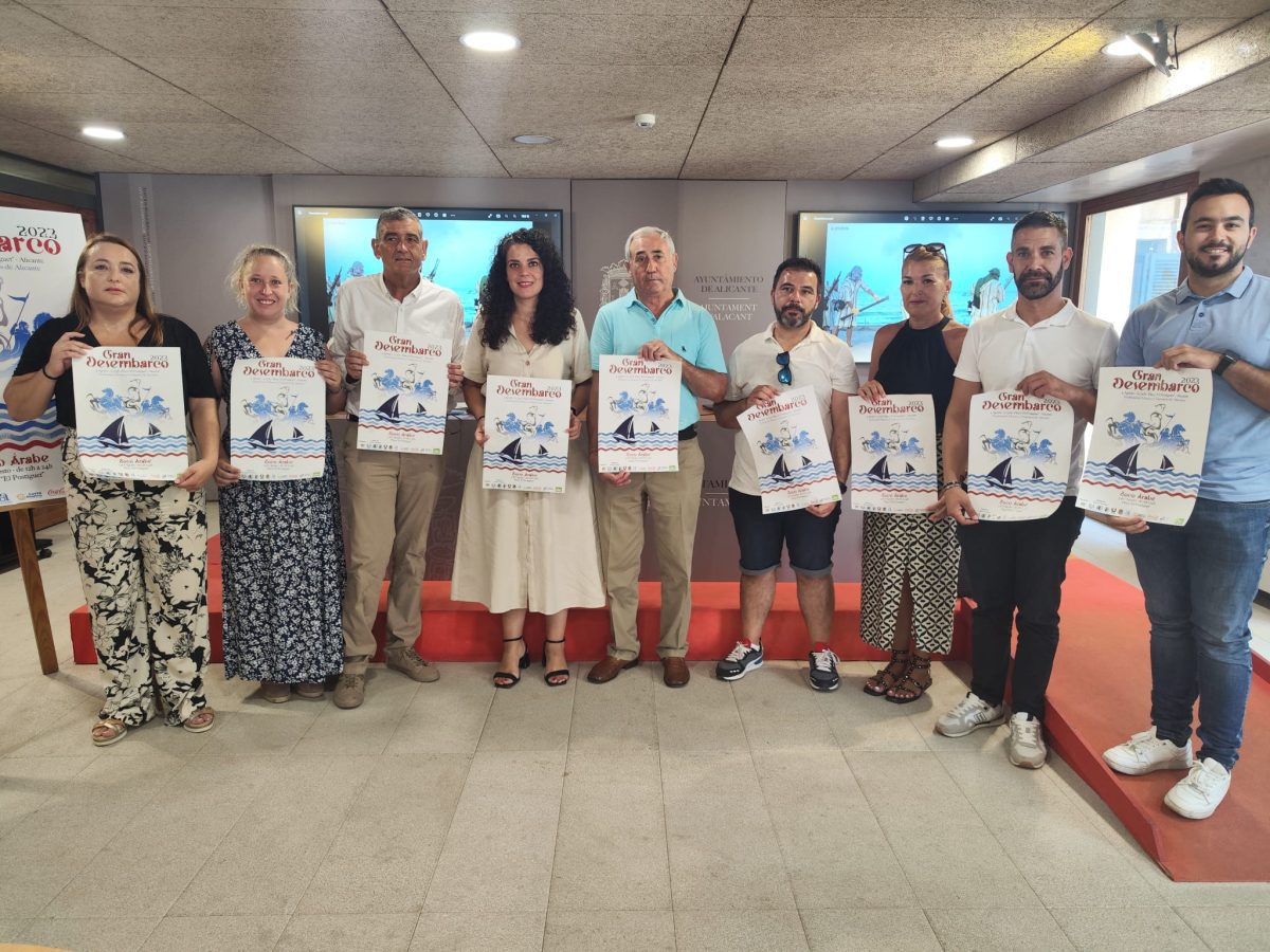 Alicante revive el siglo XVI con el Gran Desembarco Moro en El Postiguet