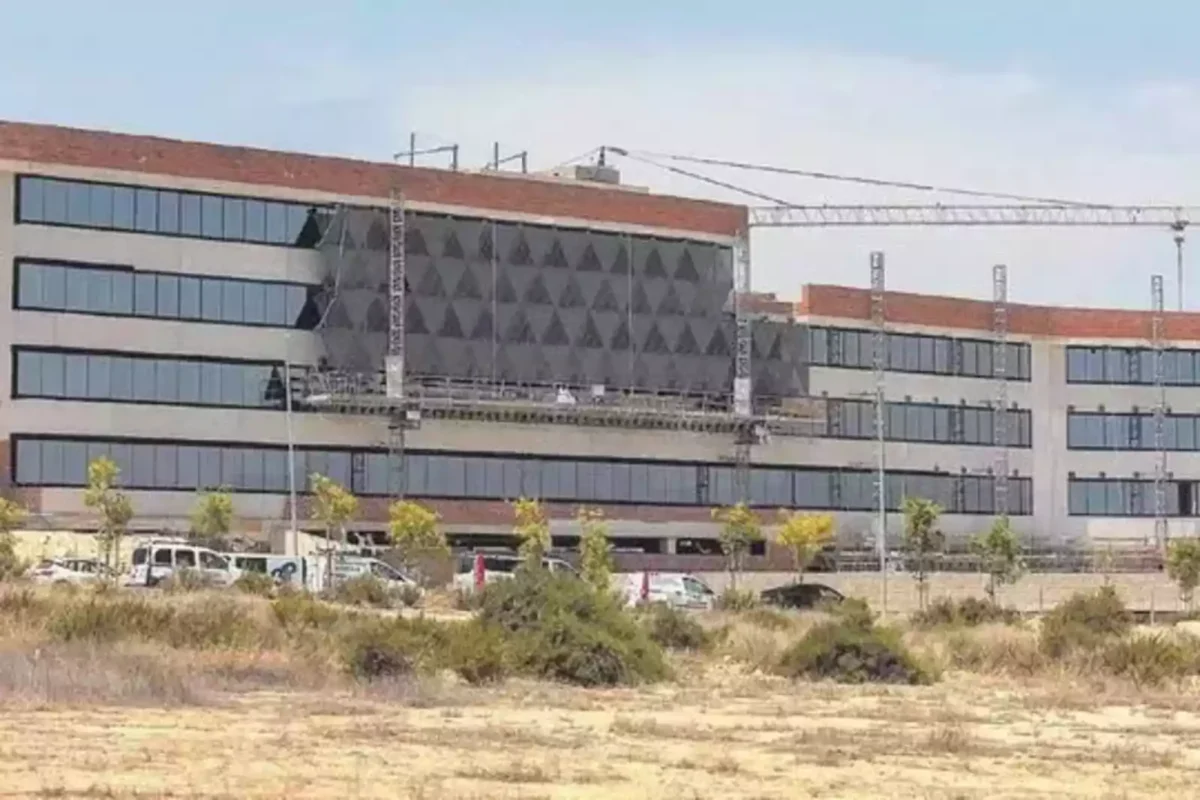 Barcala suspende las obras del hospital privado en Vistahermosa Norte, Alicante