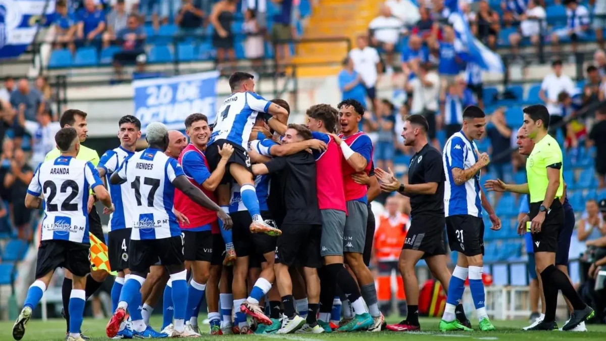Hércules CF vence 2-0 a AD Ceuta FC en la Jornada 1 de la Primera RFEF