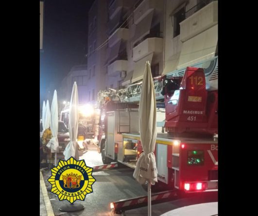 Incendio en la Calle Colón de Novelda: Un Sinfín de Emergencias y Heroísmo
