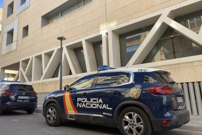 Detienen en Alicante a un hombre por robo de bolso gracias a un agente fuera de servicio