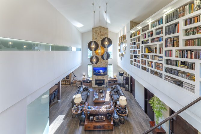 La inmobiliaria de lujo alicantina K&N Elite