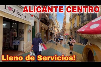 El vibrante centro de Alicante: un barrio con mucha vida y actividad