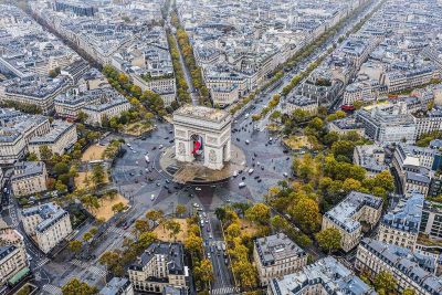 Moody's Mantiene la Calificación de Francia, Pero Cambia a Perspectiva Negativa