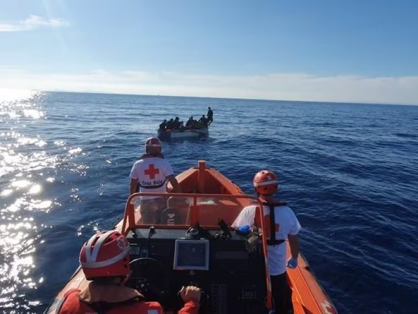 ð¨ Rescate en la Costa de Alicante 73 Personas Localizadas en Pateras