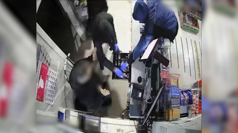 Detenidos dos hermanos que atracaron una gasolinera a punta de pistola