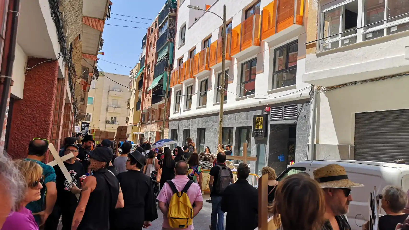 ⛔ ¿Adiós al turismo? Alicante suspende licencias para pisos turísticos