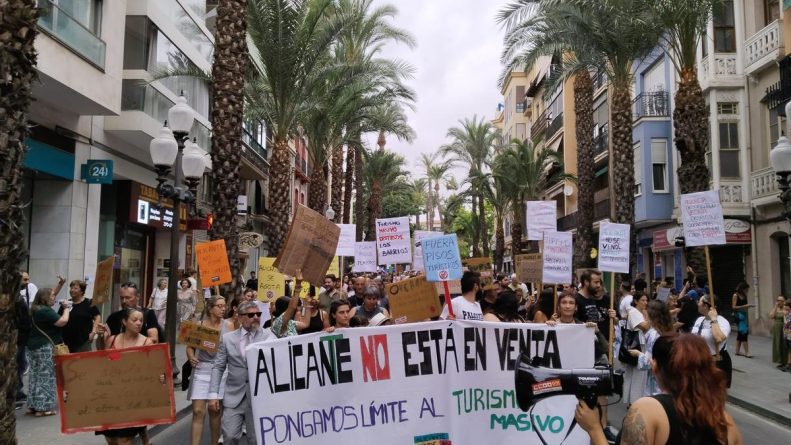 Acompañamiento Político a Manifestantes por el Derecho a la Vivienda Digna