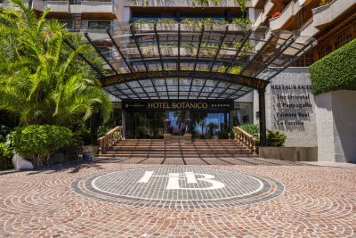 Hotel Botánico & The Oriental Spa Garden celebra sus 50 años de historia