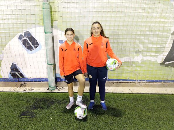 La Selección Autonómica Valenciana Infantil de fútbol cita Inés Yáñez y Candela Pérez del Atlético de Aspe