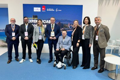 Benidorm refuerza su compromiso con la accesibilidad mediante un plan estratégico de turismo desarrollado por IMPULSA IGUALDAD