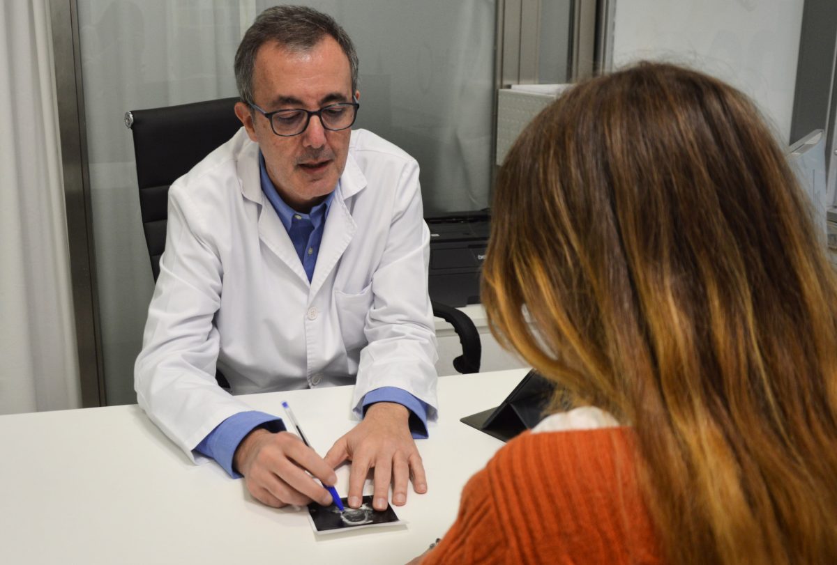 Ser madre después del cáncer de cuello uterino, una enfermedad que afecta cada año a más de 2.000 mujeres en España