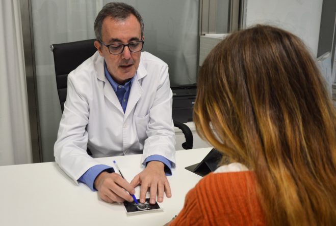 Ser madre después del cáncer de cuello uterino, una enfermedad que afecta cada año a más de 2.000 mujeres en España