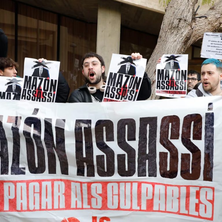 ð¥ Tensión y gritos de “asesino” a Mazón en la Universidad de Alicante ð¢