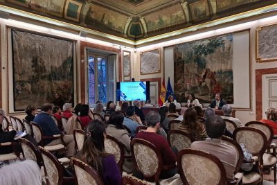 La intimidad invisible: HelpAge International España presenta un Informe sobre el derecho a la privacidad de las personas mayores