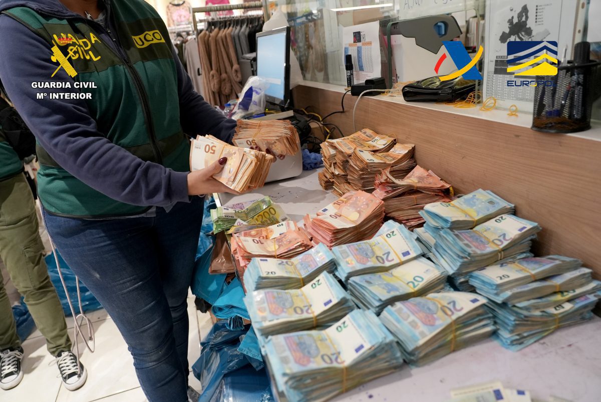 Intervenidos más de 27 millones de euros en criptomonedas y más de ocho millones en efectivo a una organización criminal