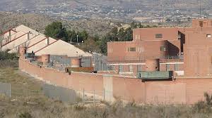 Denuncian una plaga de ratas en la cárcel de Alicante y acusan inacción institucional
