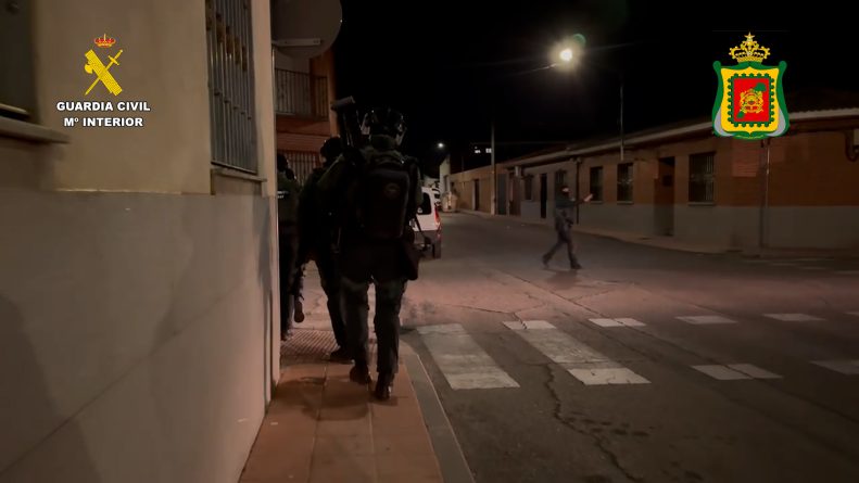 La Guardia Civil y la DGST marroquí neutralizan una célula de adoctrinamiento yihadista