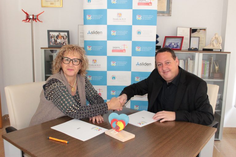 El Colegio de Enfermería de Alicante y el Club de Fútbol Intercity firman un convenio para formar en RCP a los integrantes del fútbol base
