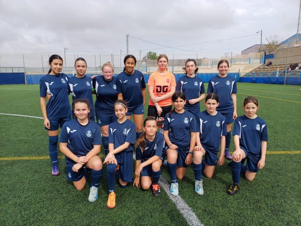 El Atlético de Aspe participa en la primera Liga Comarcal de Fútbol Femenino Sub’16