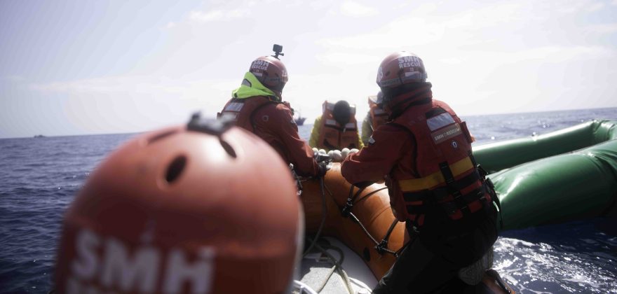 Aita mari rescata a 108 personas en el Mediterráneo central
