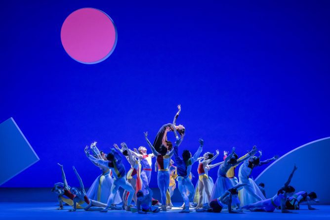 La sensual danza teatral de Ballet to Broadway: Wheeldon Works llega en directo desde Londres a 5 localidades alicantinas