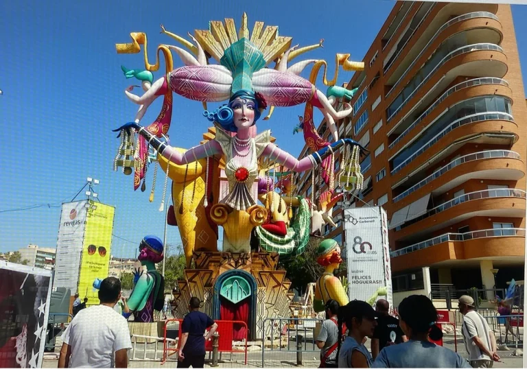 Baver-Els Antigons, Florida-Portazgo y El Cabasset brillan en la Entrega de Banderines 2025