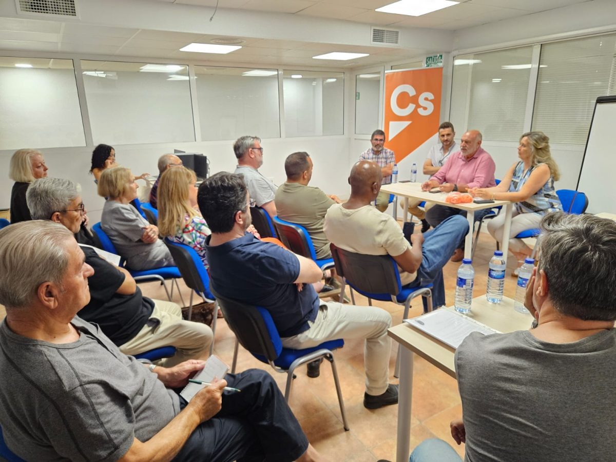 Ciudadanos activa su agenda en la provincia de Alicante con un nuevo plan de acción territorial y un dialogo directo con los vecinos