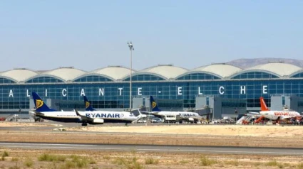Récord histórico en el aeropuerto Alicante-Elche: más de 1,9 millones de pasajeros en junio