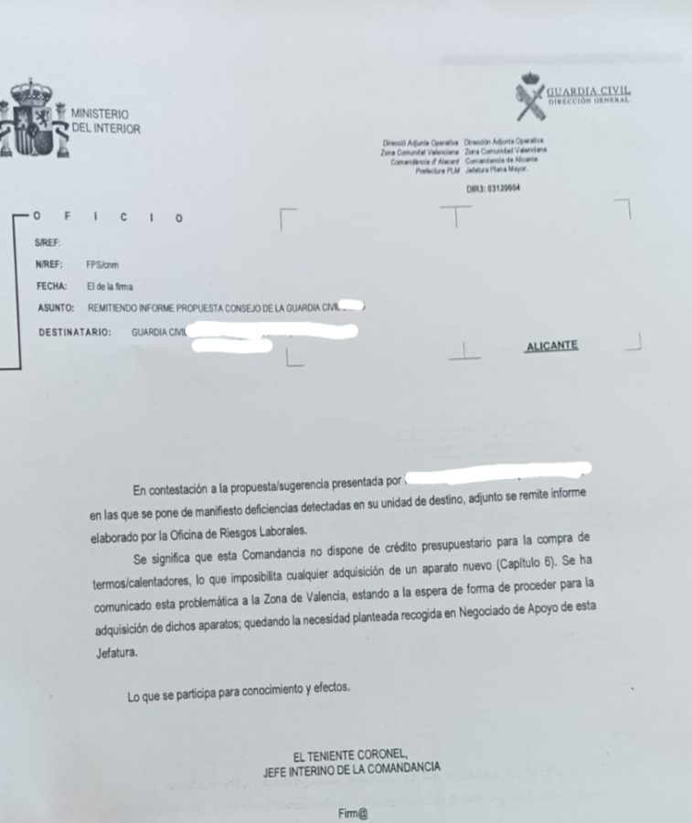 La Asociación Unificada de Guardias Civiles (AUGC) muestra su indignación por la falta de presupuesto para medios materiales y denuncian las condiciones en las que deben prestar servicio los agentes.