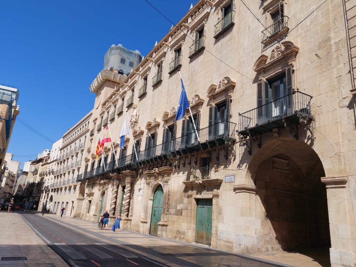Alicante Confirma sus Festivos Locales para 2026: Santa Faz y Víspera de San Juan como Jornadas Clave