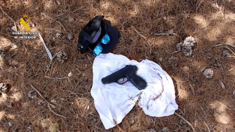 Detenido un violento atracador de un supermercado en Santa Pola (Alicante)